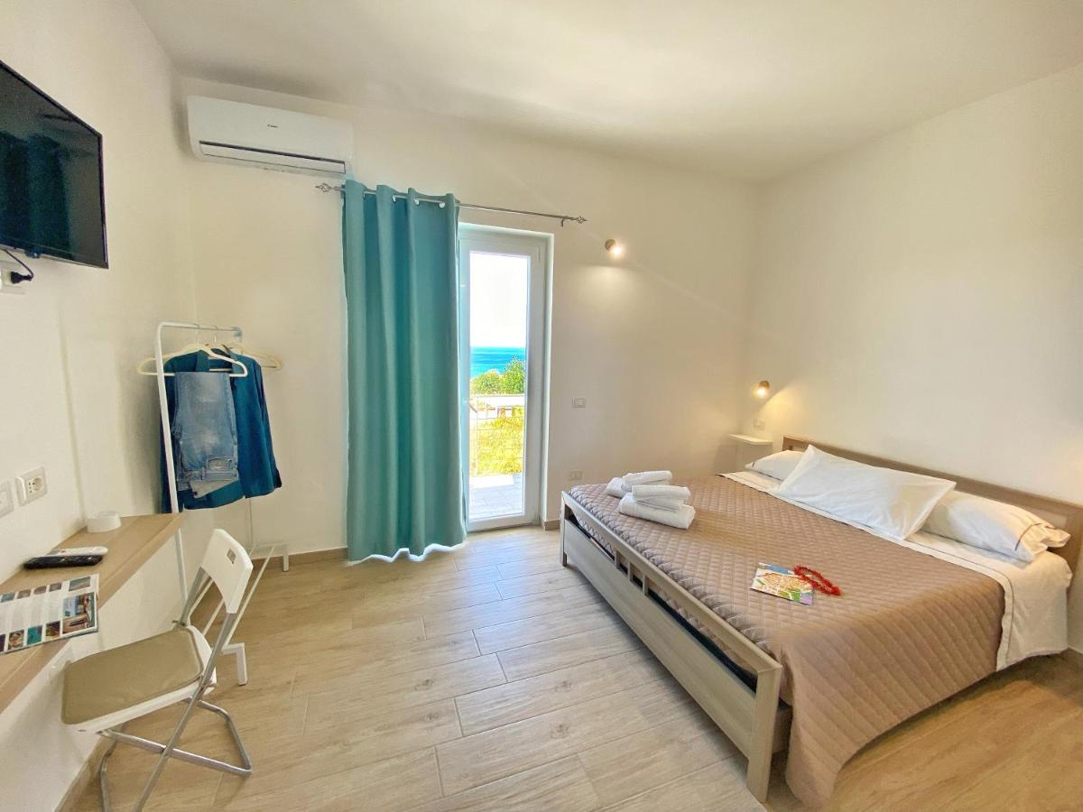 Campus Dei - Tropea Rooms Exteriör bild