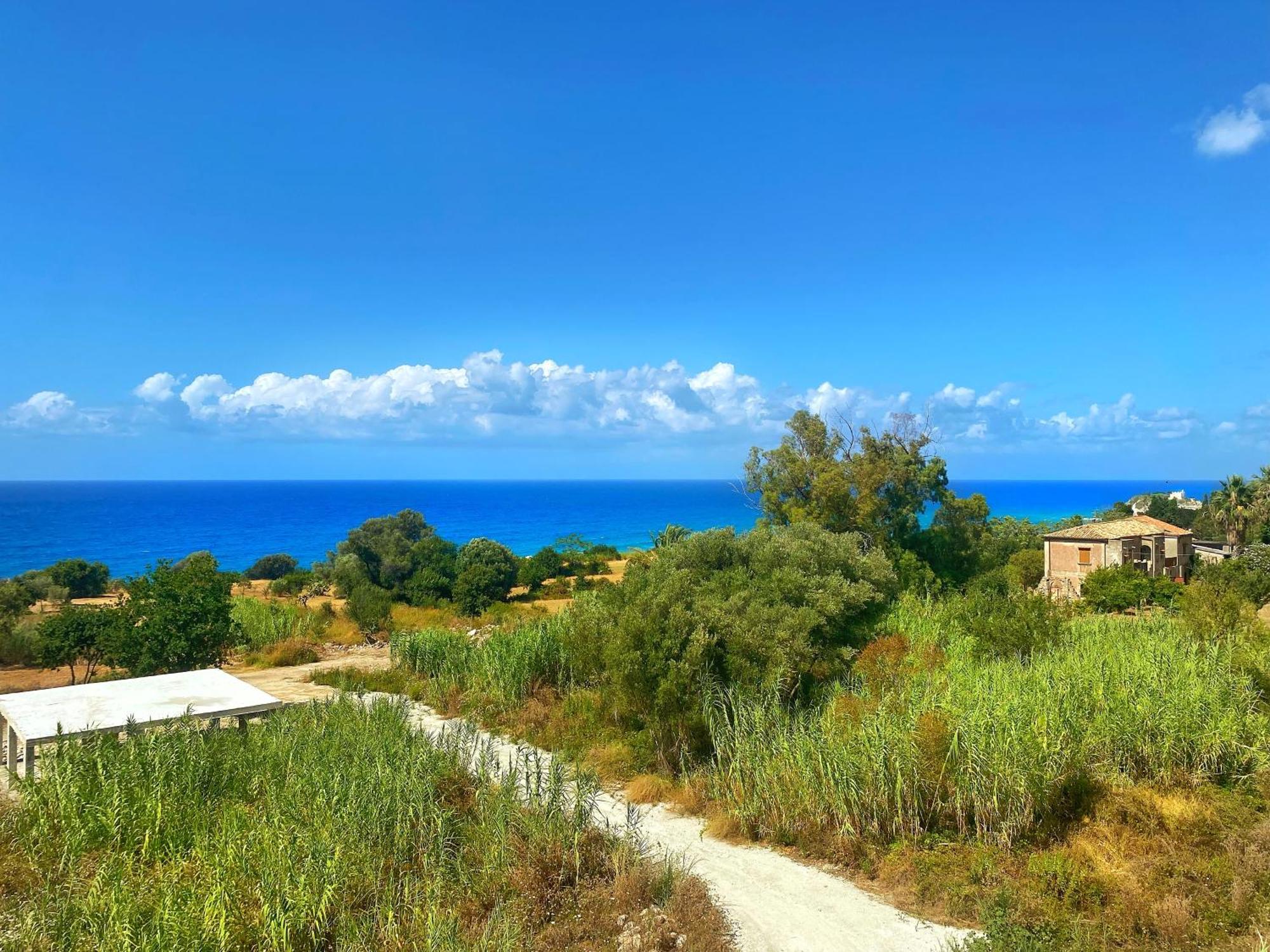 Campus Dei - Tropea Rooms Exteriör bild